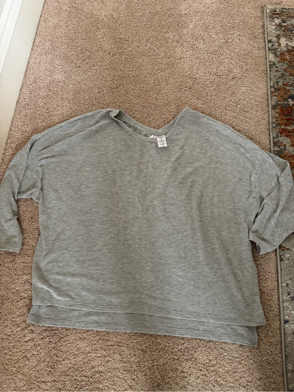Women's Relaxed Crewneck Sweatshirt - Light Gray